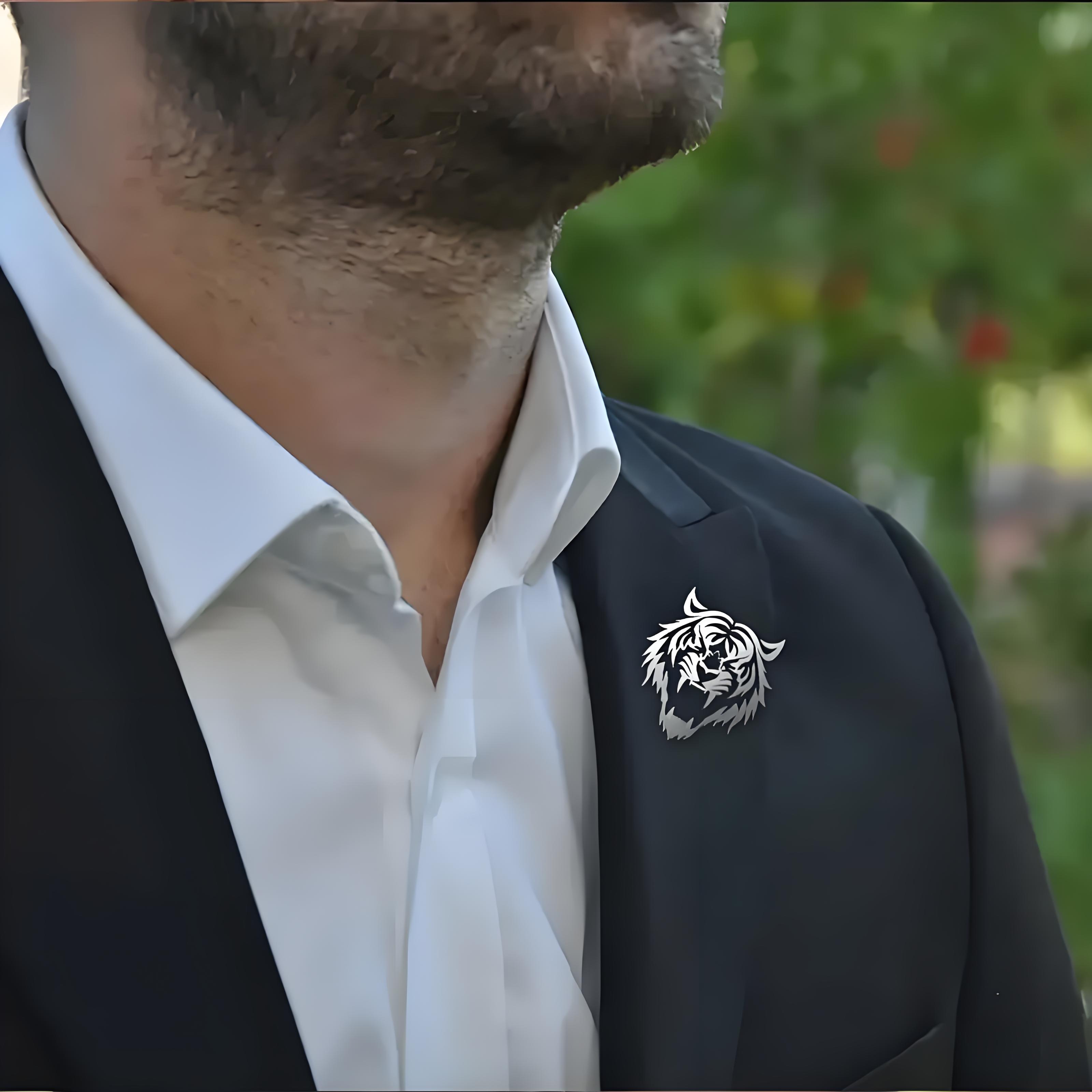 Men's Stainless Steel Tiger He - Tuxedo Lapel Pin recension och pris